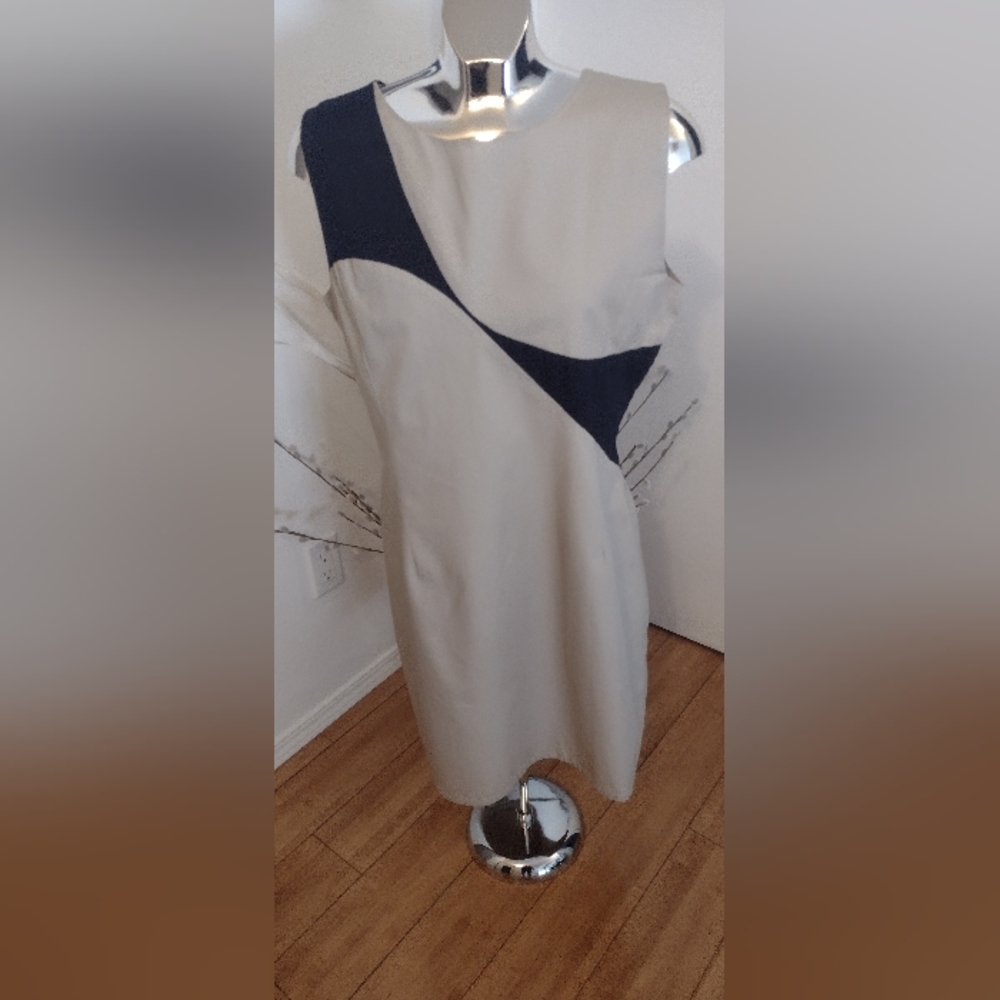 NEW Amelia brand Sheath Dress